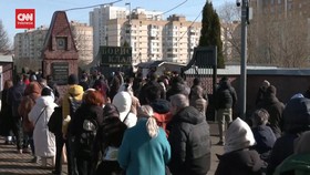 VIDEO: Ribuan Orang Melayat Makam Oposisi Rusia Alexei Navalny