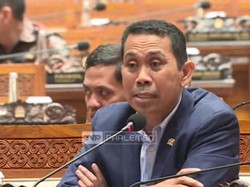 Kamrussamad Tolak Hak Angket: Yang Diperlukan Adalah Hak Sopir Angkot