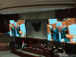Aria Bima PDIP di Paripurna: Kita Kembali di Sini dalam Keadaan Lelah