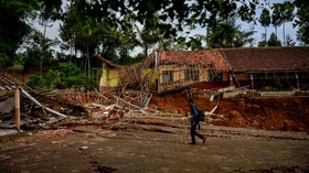 FOTO: Banjir Sulteng-Sumbar hingga Penentuan 1 Ramadan 1445 H
