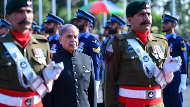 Perdana Menteri Pakistan Shehbaz Sharif menyebut serangan rudal India ke negaranya pada Rabu (7/5) dini sebagai tindakan perang.