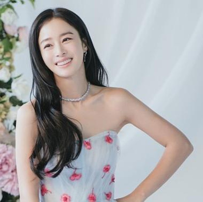 Potret Kim Tae Hee./ Foto: instagram.com/storyjcompany Potret Kim Tae Hee./ Foto: instagram.com/storyjcompany