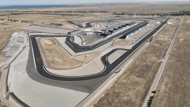 MotoGP 2024 akan diisi diwarnai debut MotoGP Kazakhstan yang berlangsung di Sirkuit Sokol. Namun, hingga kini MotoGP Kazakhstan masih dalam ancaman.