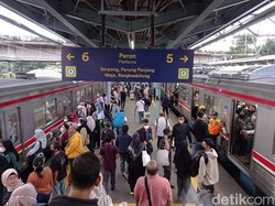 Cerita Nini Pernah Naik Taksi Rp 250 Ribu Imbas KRL Green Line Tertahan