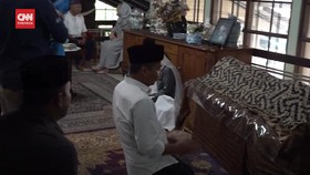 VIDEO: Mantan Gubernur Jabar Solihin GP Meninggal Dunia
