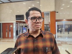 Kronologi Arteria Dahlan Sempat Tertahan Pemeriksaan Polisi Saudi