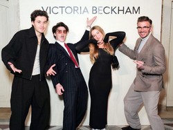 Digosipkan Berseteru dengan Adiknya, Brooklyn Beckham Pilih Promosi Saus