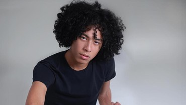 img-title Sosok Keenan Putra Dewi Lestari & Marcell Siahaan yang Berkarier sebagai Model