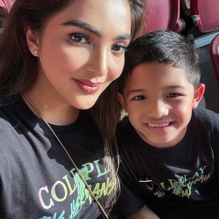 <p>Setelah menikah dengan Anang Hermansyah pada tahun 2012, Ashanty dikaruniai dua orang anak. Keduanya pun diberi nama Arsy Addara Musicia Nurhermansyah dan Arsya Akbar Pemuda Hermansyah. (Foto: Instagram: @ashanty_ash)</p>
