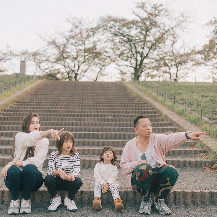 <p>Banyak netizen yang turut mendoakan Bjorka di hari kelahirannya ini, Bunda. Tidak sedikit dari mereka yang berharap Bjorka menjadi anak yang saleh dan membanggakan kedua orang tuanya. (Foto: Instagram: @ringgoagus)</p>