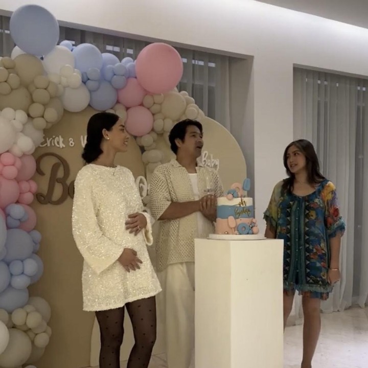 <p>Untuk menyambut para tamu, Erick Iskandar memberikan sepatah dua patah kata yang mengungkapkan rasa syukurnya akan kehamilan sang istri. Tak lupa, Bunda Vanessa juga mengatakan harapannya bagi calon anaknya. (Foto: Instagram/vanessaaiskandar).</p>
