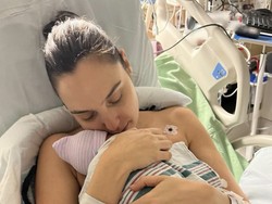 Gal Gadot Alami Pembekuan Darah di Otak saat Hamil, Melahirkan Darurat