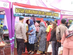 Gebyar Ramadan Polres Jepara Diserbu Warga, Ribuan Sembako Ludes Dibeli