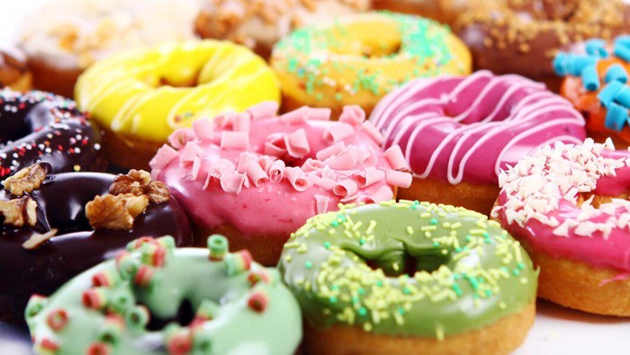 img-title Kenapa Donat Tengahnya Bolong? Ternyata Ini Sejarahnya...