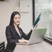 Kerjaan Sesuai Karakter, Ini 5 Karier yang Cocok untuk Perempuan Pisces