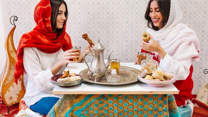 5 Cara Menjaga Berat Badan Tetap Stabil Saat Puasa