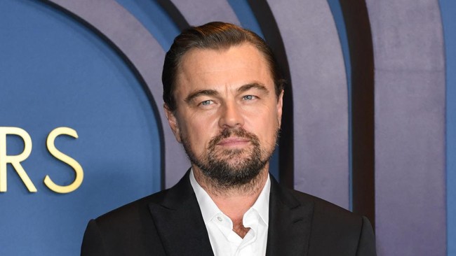 Pacaran DiCaprio Terganggu oleh Sengatan Ubur-ubur yang Menyakitkan