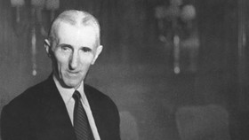 Kisah Nikola Tesla Akan Diangkat Jadi Trilogi Film Biopik