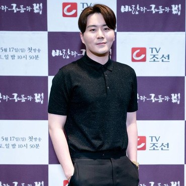 Penyanyi Eru Dihukum Penjara 1 Tahun Usai Mabuk Saat Berkendara