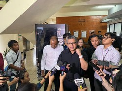 Hasto Ungkap Megawati Gelar Pertemuan Tertutup dengan Tokoh-tokoh