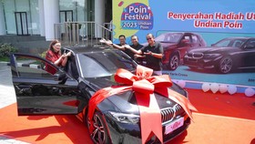 IRT Menang Hadiah BMW dari Undian Telkomsel Poin Festival 2023