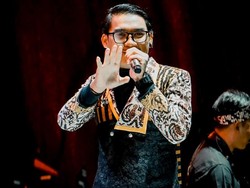 10 Lirik Lagu Jawa Viral, dari Denny Caknan hingga GildCoustic