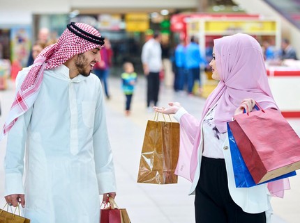 Sambut Ramadhan, Yuk Bun Ajak Ayah Belanja Busana Muslim di Transmart Full Day Sale
