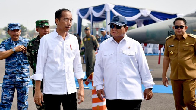 Presiden Joko Widodo mengaku tidak memberi saran kepada Prabowo Subianto nan disebut-sebut bakal menambah jumlah kementerian.