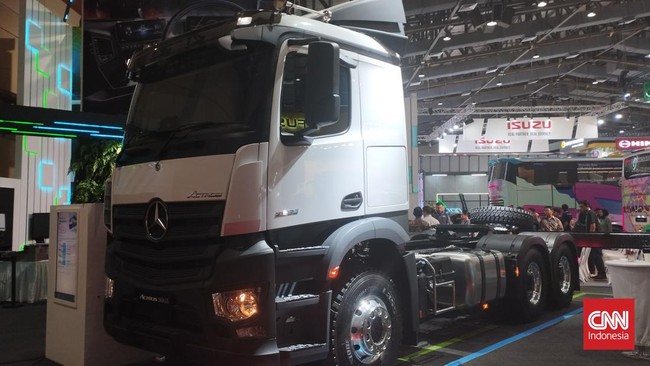 Di Giicomvec 2024, Daimler Commercial Vehicles Indonesia membawa empat dari delapan model baru Mercedes-Benz Bus.