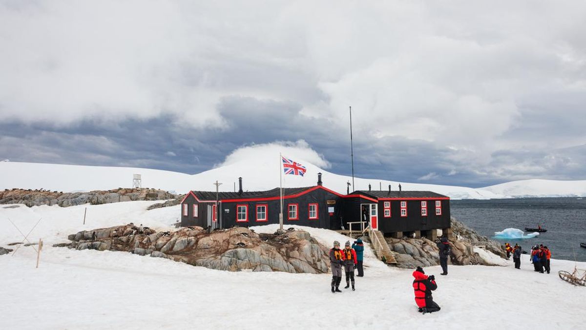 8 Destinasi Dunia yang Sebaiknya Dihindari untuk Traveling Tahun Depan