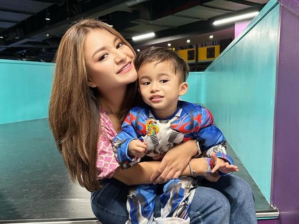 7 Potret Adzam Putra Sule & Nathalie Holscher, Jago Bergaya di Usia 2 Tahun