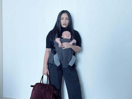 7 Potret Artis Cilik yang Kini Sudah Punya Anak, Angel Pieters hingga Dea Ananda
