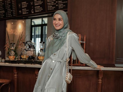 5 Potret OOTD Modest Fashion ala Shireen Sungkar, Inspirasi Outfit di Bulan Ramadhan
