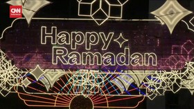 VIDEO: Pertunjukan Cahaya Lampu Sambut Ramadan di London