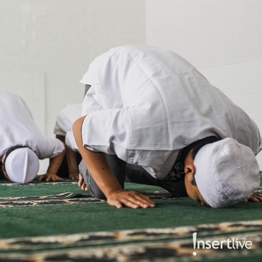 Niat dan Tata Cara Salat Taubat Pada Malam Nisfu Syaban 2025