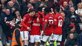 Hasil Liga Inggris: Dua Gol Penalti, MU Hajar Everton