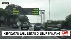 VIDEO: Memasuki Masa Libur Panjang, Tol Cipularang Padat