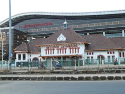 Ada Reuni 212 di Monas, 10 Kereta Keberangkatan Gambir Berhenti di Jatinegara