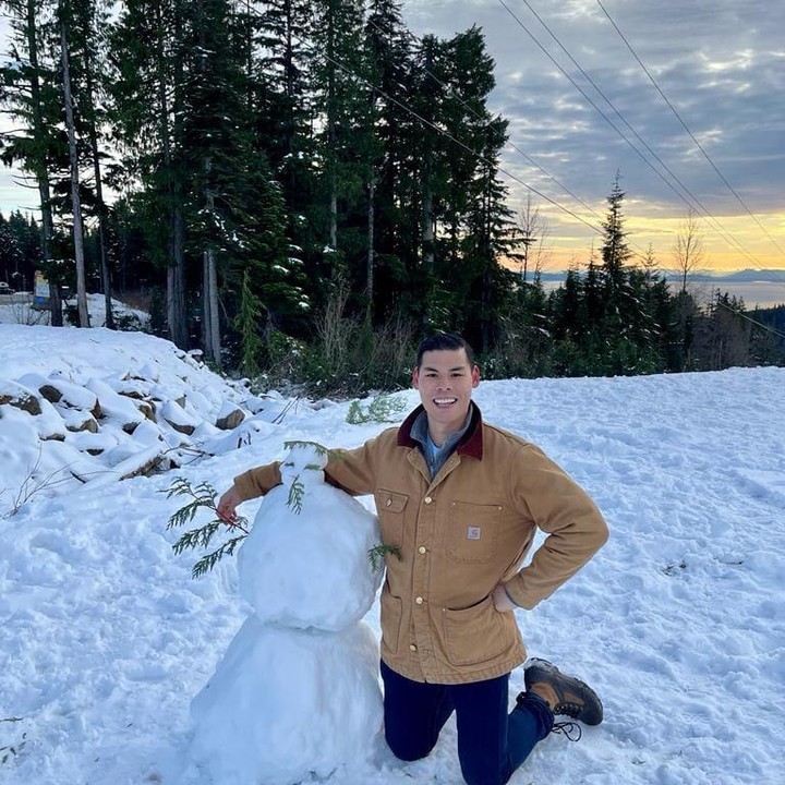 <p>Beberapa pekan terakhir, nama aktor Ruy Iskandar tengah menjadi perbincangan netizen, Bunda. Ruy merupakan aktor berdarah Indonesia yang ikut ambil bagian di series Netflix, Avatar: The Last Airbender. (Foto: Intagram @ruyiskandar)</p>