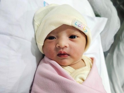 5 Potret Sabrina Anggraini Melahirkan Bayi Perempuan, Diberi Nama Launa