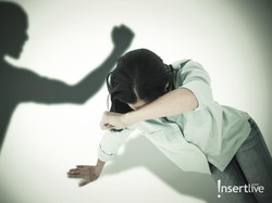 Tak Pamit Kerja, Istri di Jember Dianiaya hingga Disekap di Kandang Sapi