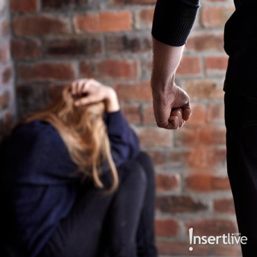 Aksi Brutal Suami Pukul Istri di Depok Berujung Mata Harus Dioperasi