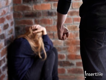 10 Tahun Teror hingga Lecehkan Teman SMP, Pria Surabaya Diamankan Polisi