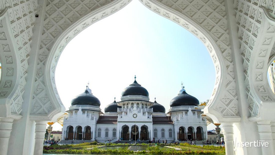 The mosque in Putrajaya, Malaysia