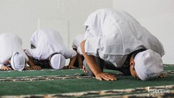 Tata Cara Salat Tasbih 2 dan 4 Rakaat yang Dilakukan Rasulullah