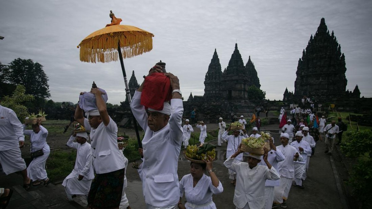 FOTO: Prosesi Tawur Agung Umat Hindu di Indonesia Jelang Nyepi