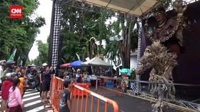 VIDEO: Ratusan Ogoh-ogoh Diarak di Malam Nyepi di Bali