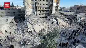 VIDEO: Israel Hancurkan Tempat 300 Keluarga Gaza Mengungsi