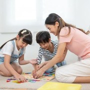 Supaya Anak Terhindar Trust Issue, Ibu Muda Wajib Tanamkan Hal Ini pada Sang Anak