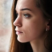 Mengapa Tubuh Merasa Lelah Setelah Menangis? Ini Alasannya!